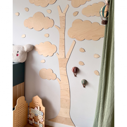 HØYDEMÅLER I form av et tre