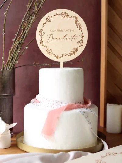 KONFIRMANTEN (navn) v7 - kaketopp