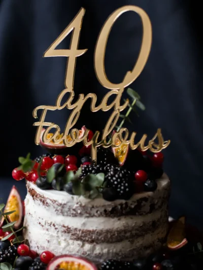 KAKETOPP - (TALL) AND FABULOUS